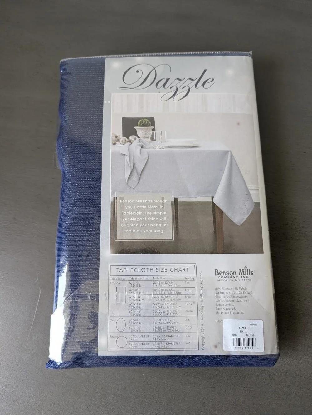 Dazzle Benson Mills Metallic Blend Tablecloth - Navy Blue Oval Size 60